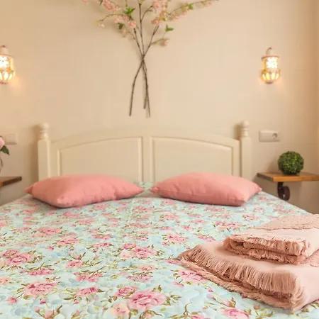 Casinha Algarvia - Guesthouses * Lagos